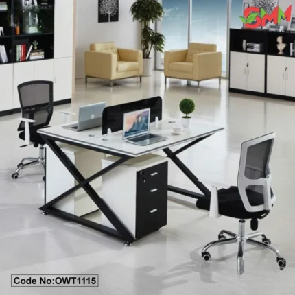 Simple Design Office Workstation Table with Partitions