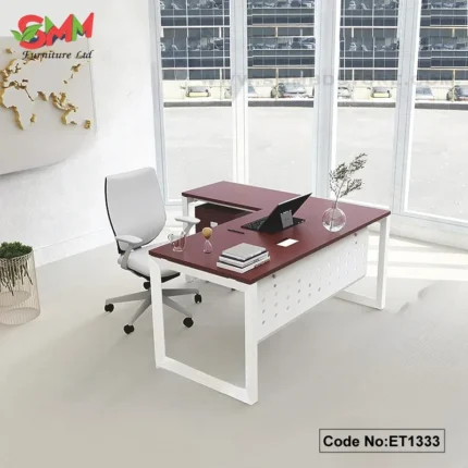Ergonomic Office Executive Table for Maximum Comfort