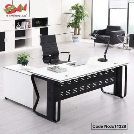 Luxury Board Executive Desk for Office Decor