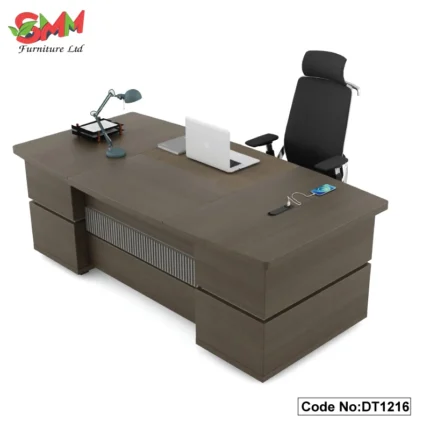 Office-Director-Table-for-Conference-&-Workspace