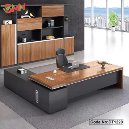 Durable Office Director Table for Daily Use